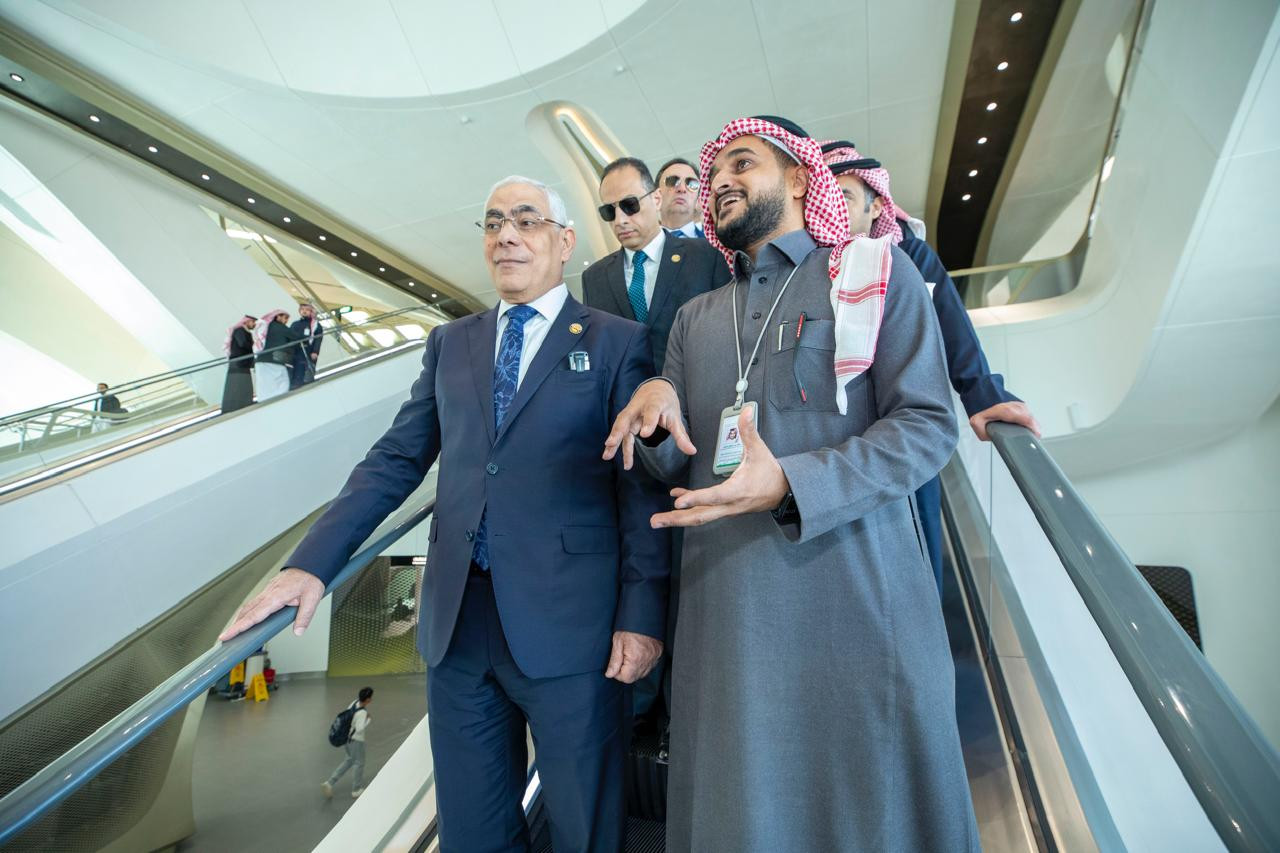 النائب العام يجري جولة بمدينة الرياض