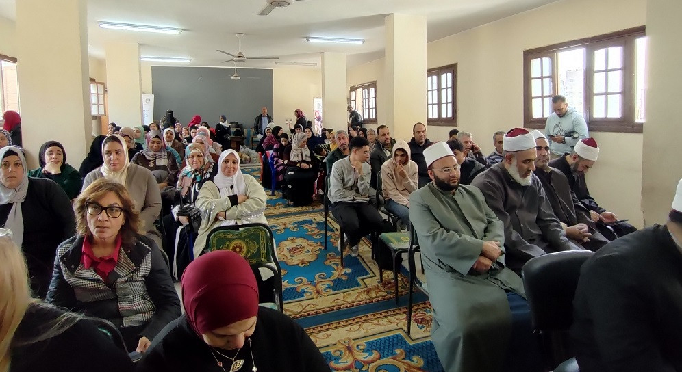 في نقطة ضوء