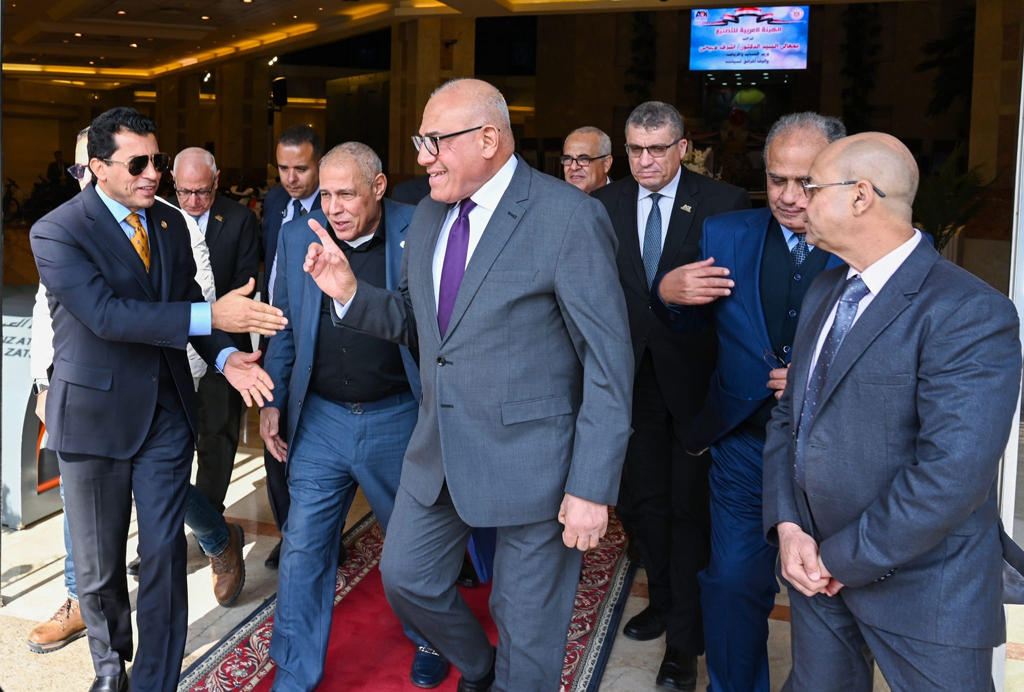 رئيس الهيئة العربية للتصنيع ووزير الشباب