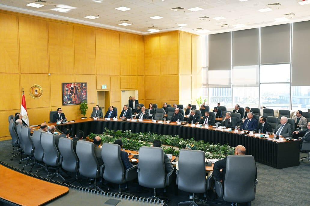 وزير الإسكان