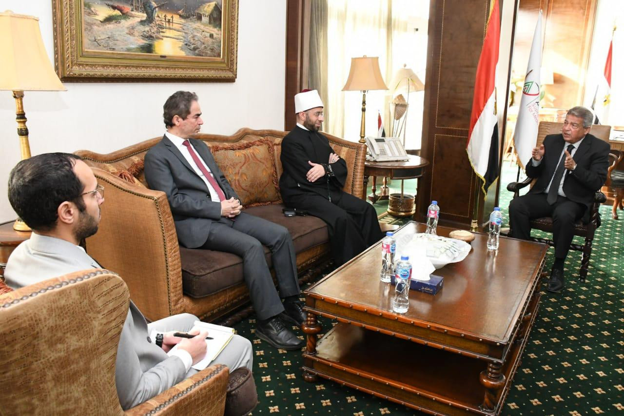 وزير الأوقاف ورئيس الأعلى للإعلام