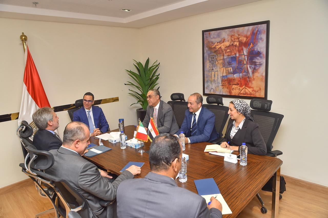 وزير الاستثمار