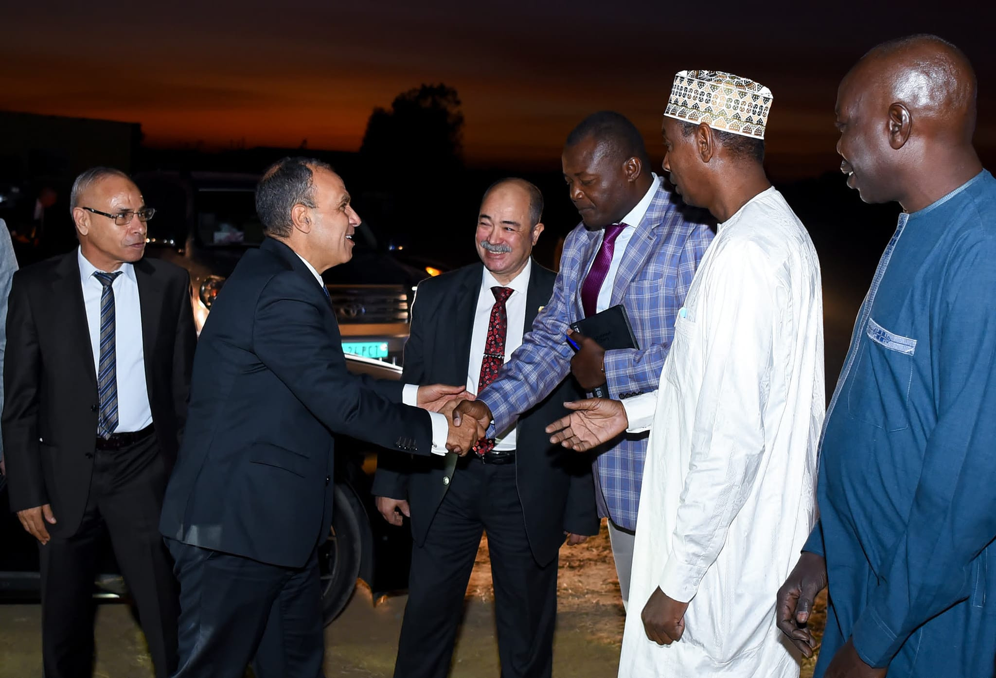 وزير الخارجية