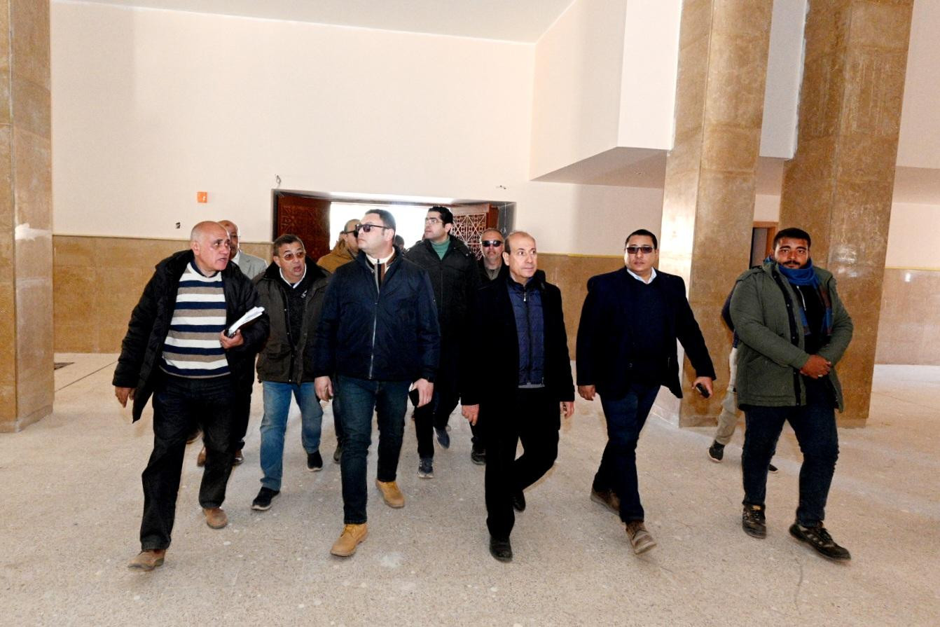 وزير الاسكان