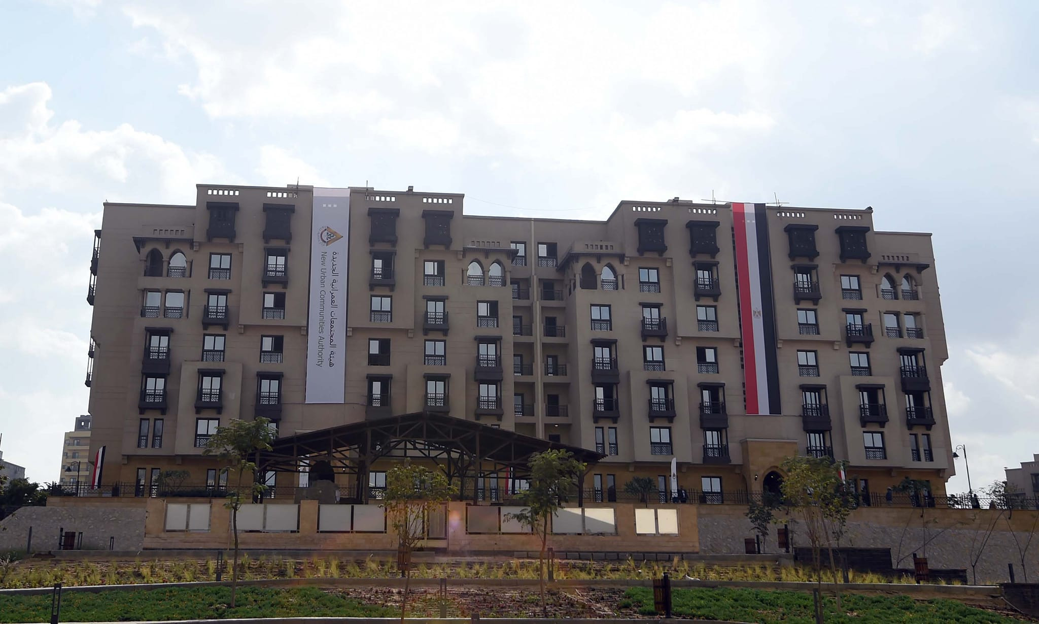 رئيس الوزراء يتفقد مشروع 