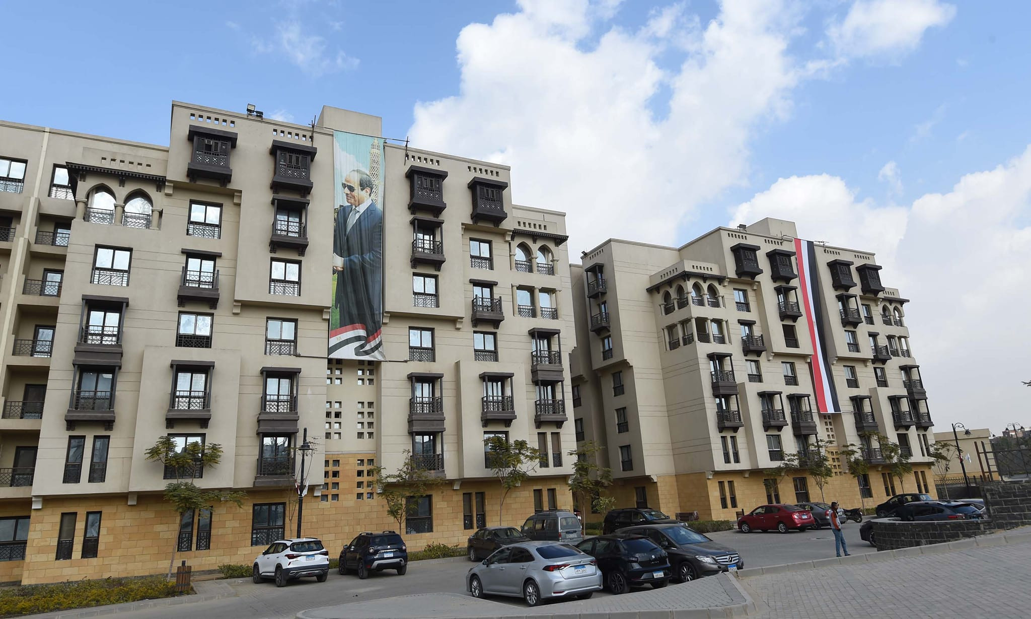 رئيس الوزراء يتفقد مشروع 