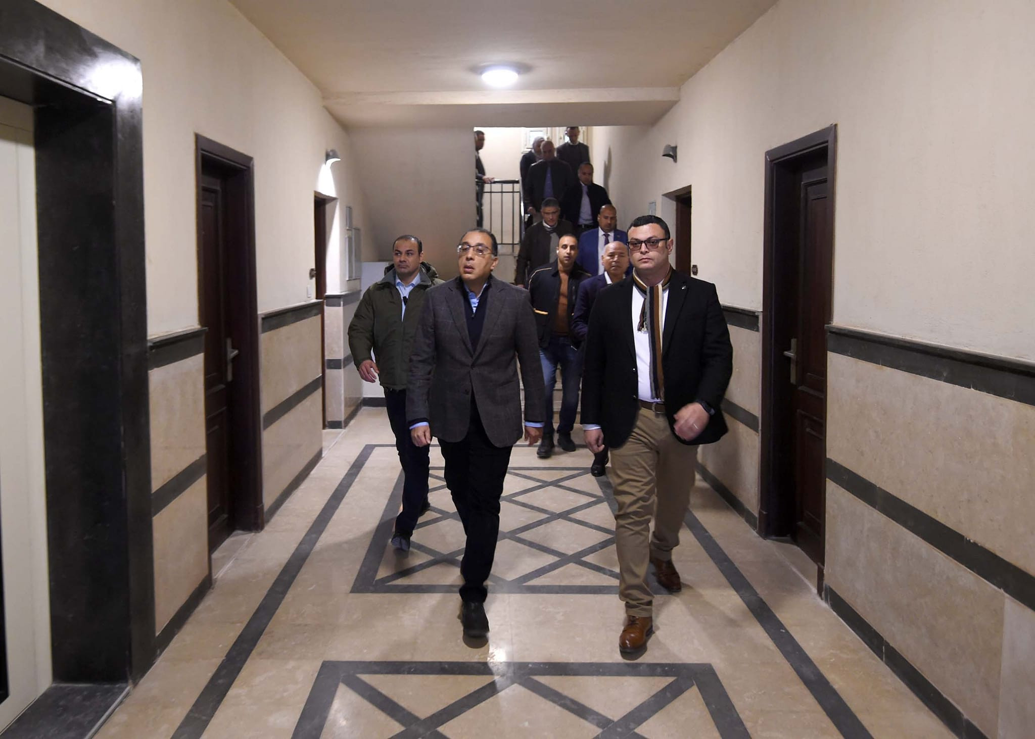 رئيس الوزراء يتفقد مشروع 