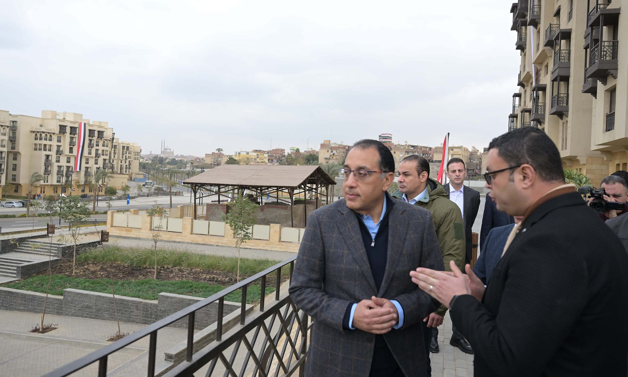 رئيس الوزراء يتفقد مشروع 