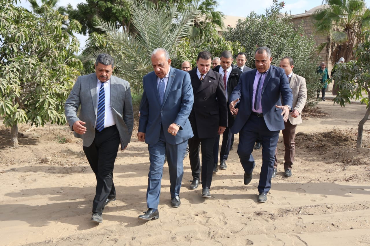 وزير الكهرباء