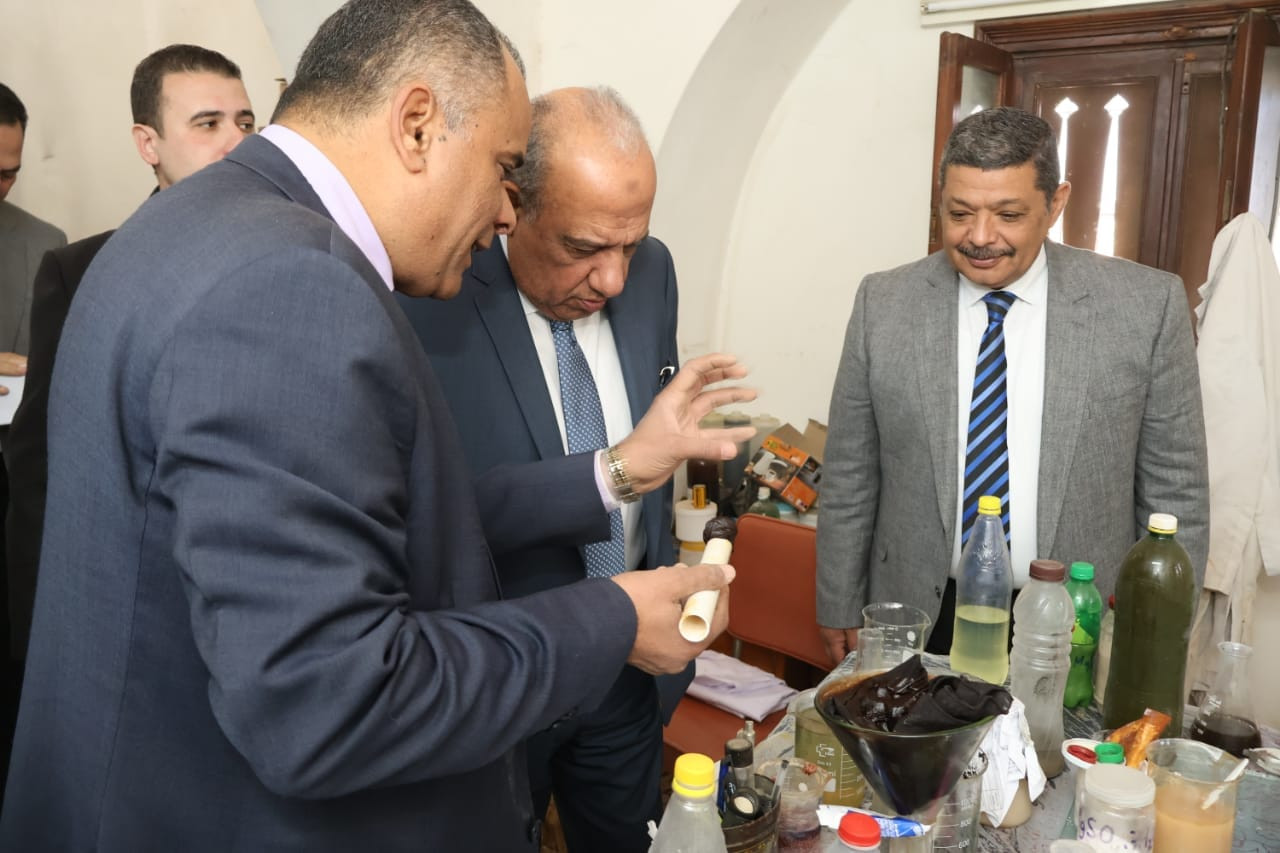 وزير الكهرباء