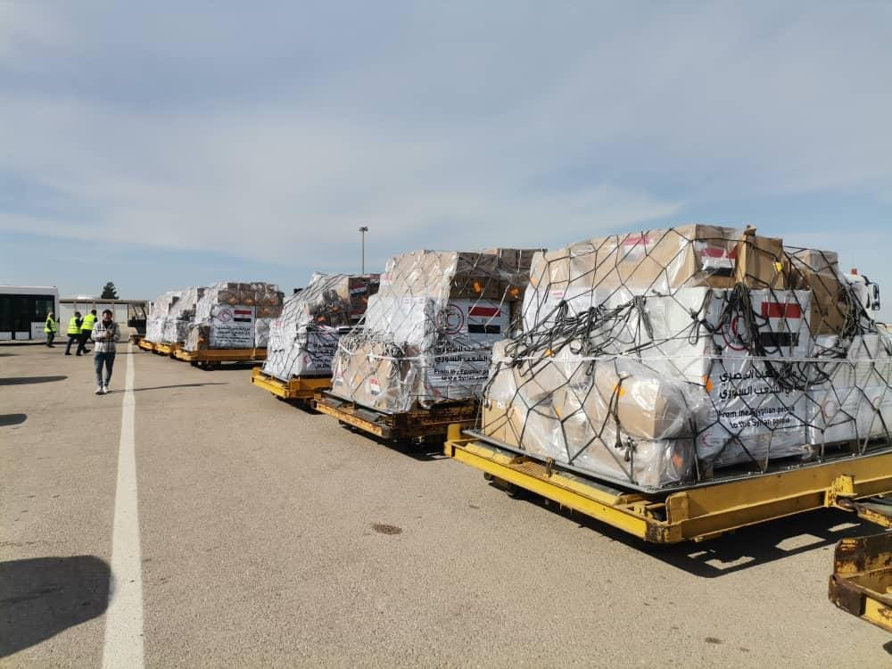 طائرة اغاثة