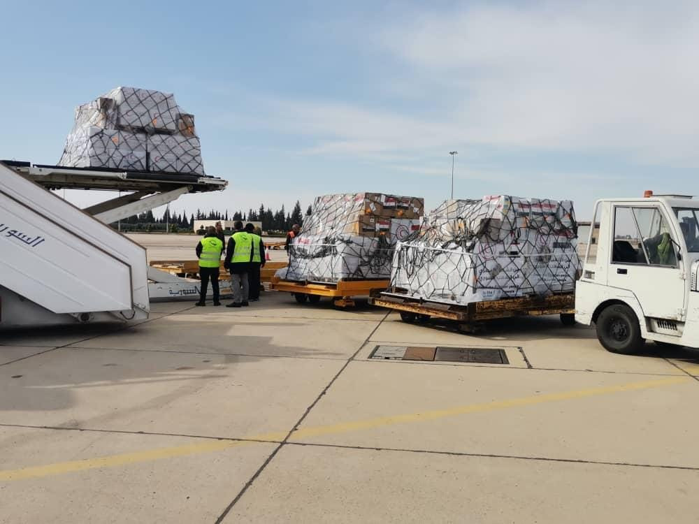 طائرة اغاثة