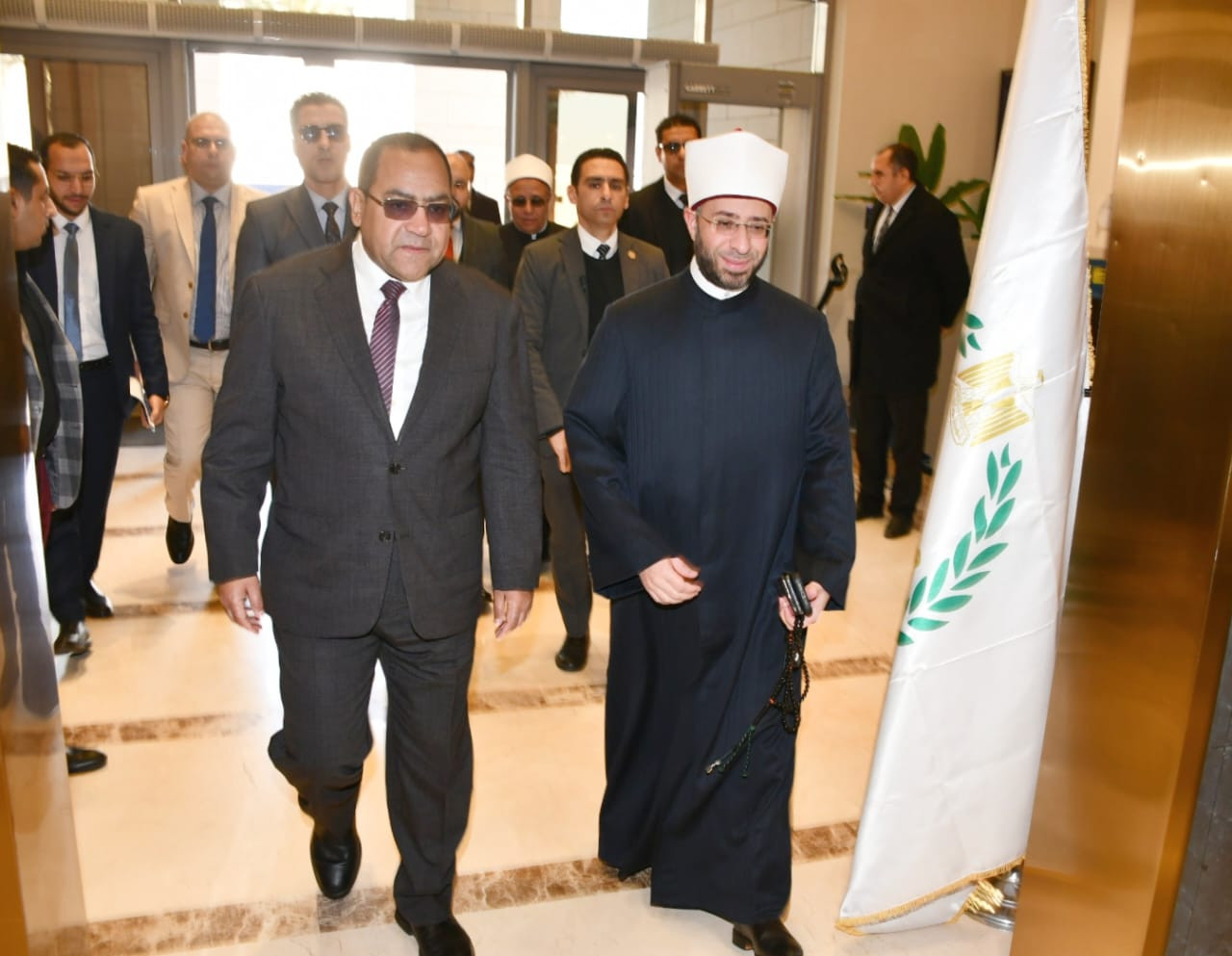 وزير الأوقاف ورئيس التنظيم والإدارة