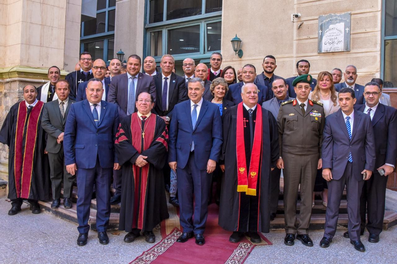 محافظ الإسكندرية