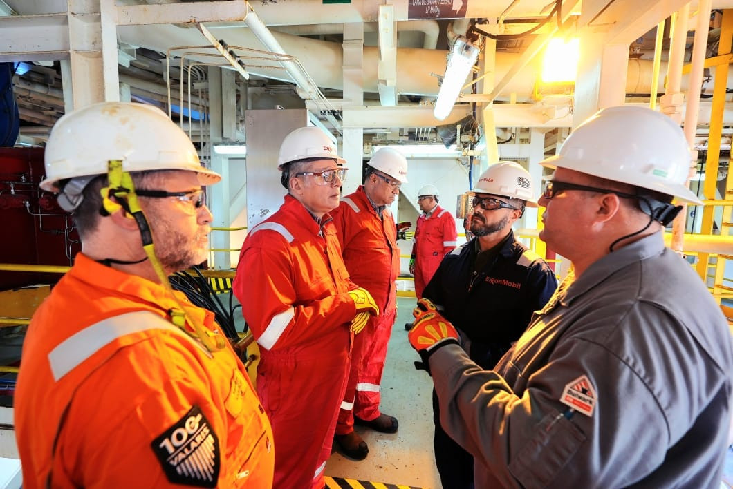 وزير البترول