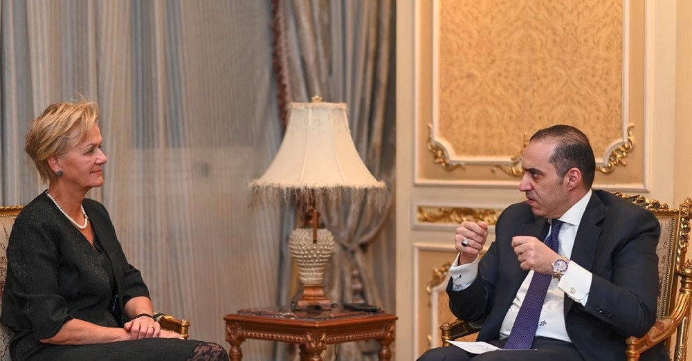 شئون نيابية