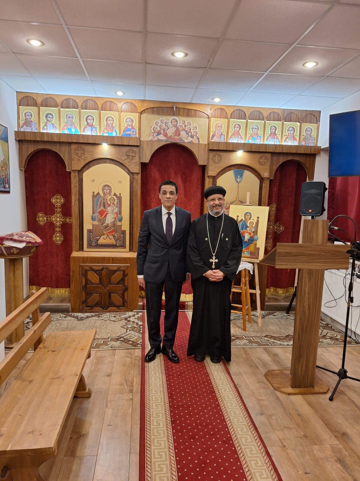 السفير الانصاري