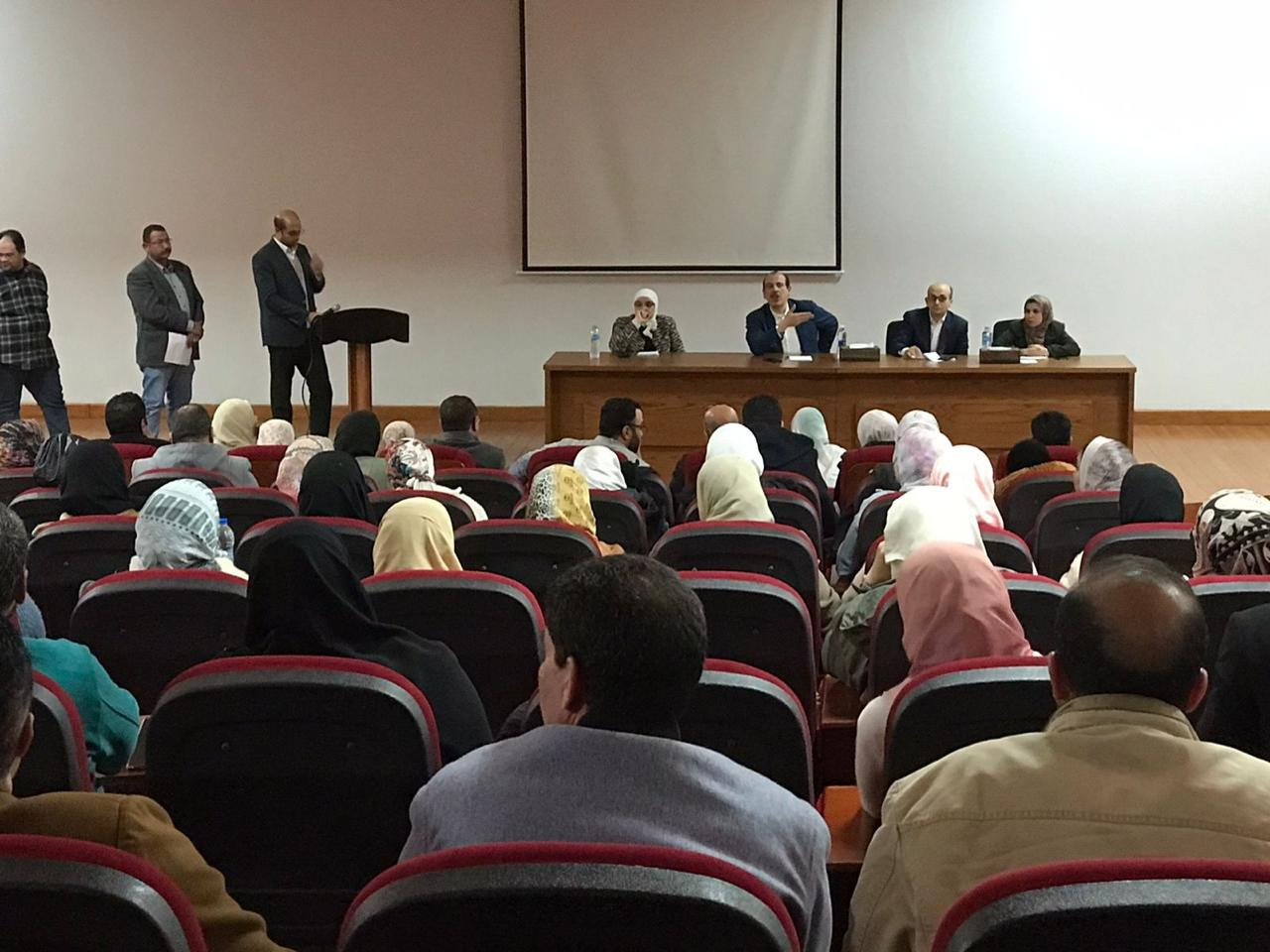 دكتور عمرو قنديل