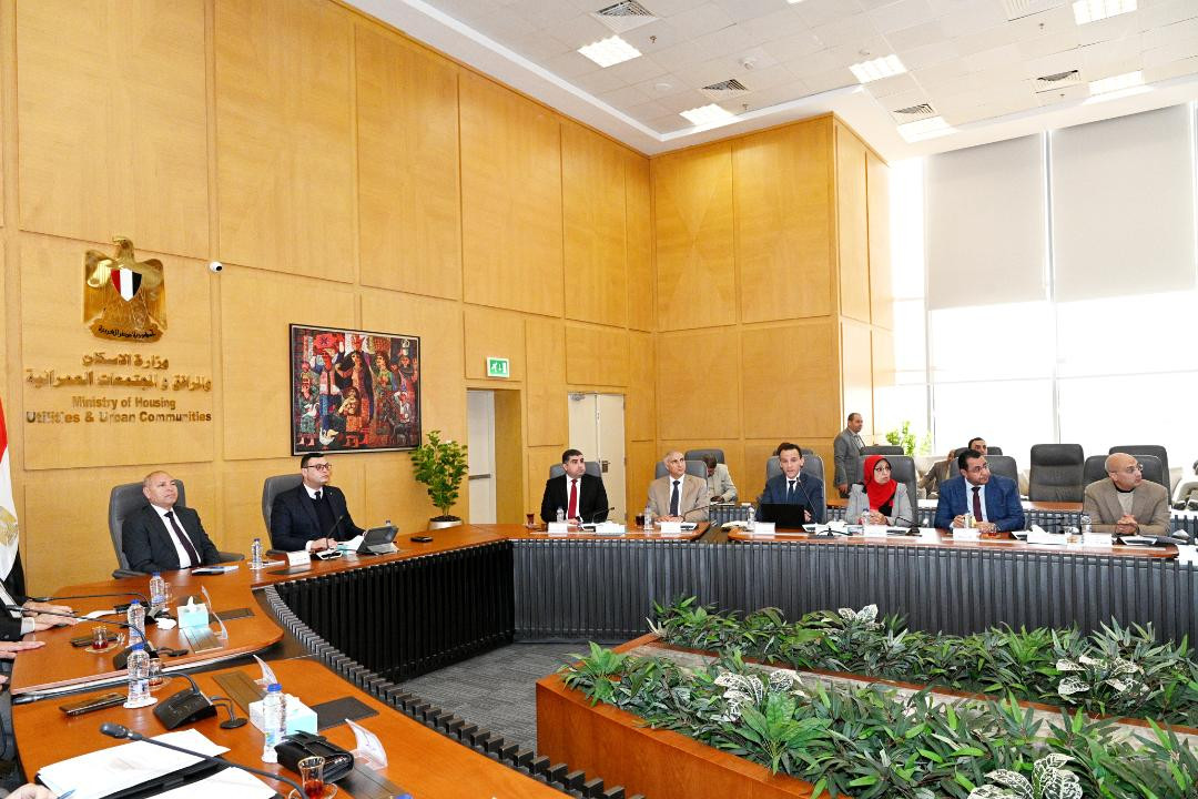وزير الاسكان زمحافظ القاهرة