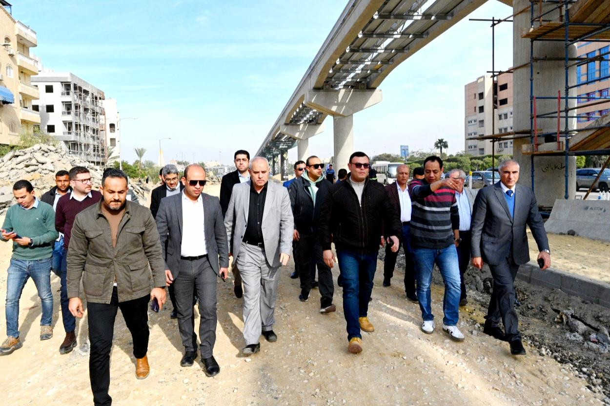 وزير الإسكان