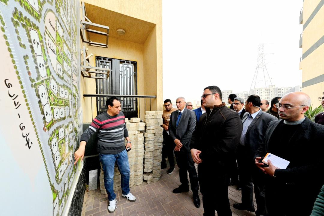 وزير الإسكان