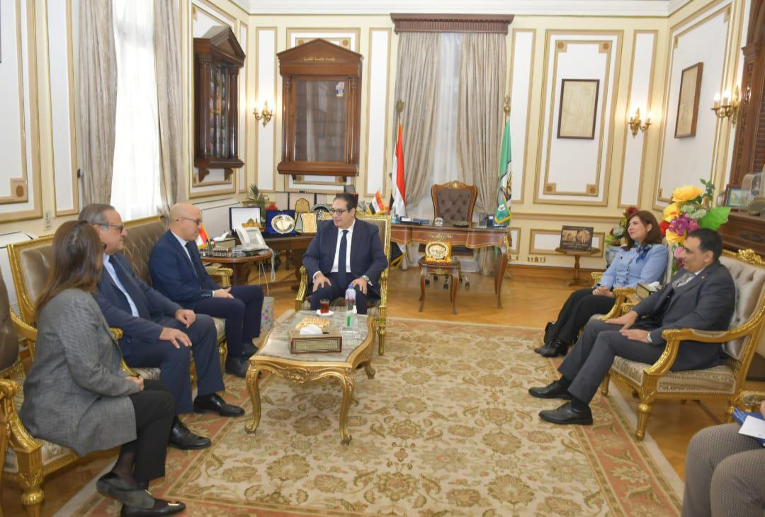 جامعة القاهرة