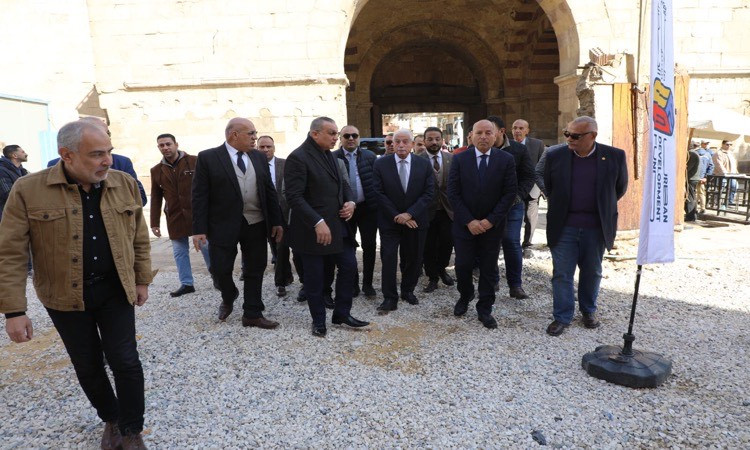 محافظ القاهرة يتفقد أعمال التطوير بمنطقة القاهرة التاريخية