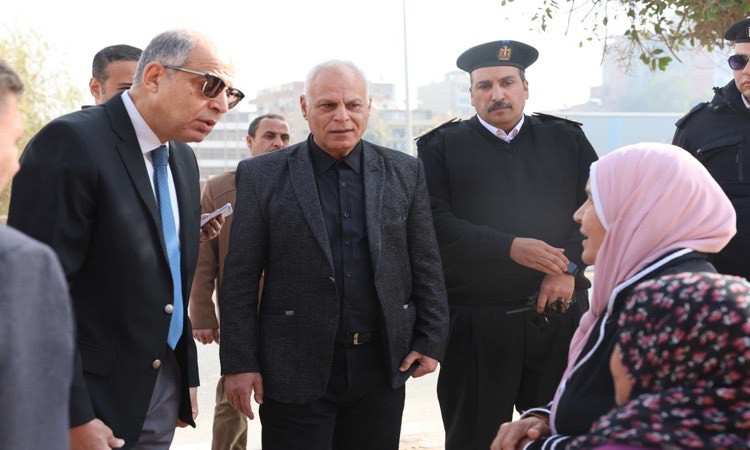 محافظ المنيا يتفقد الأراضي غير المستغلة