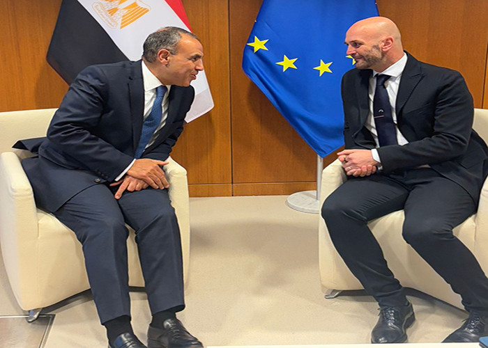 وزير الخارجية