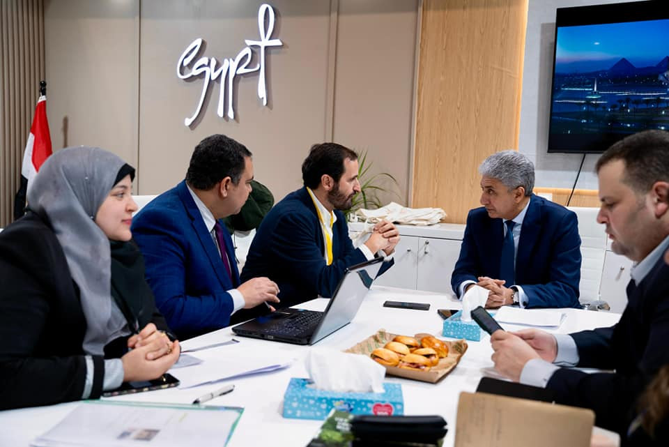 وزير السياحة