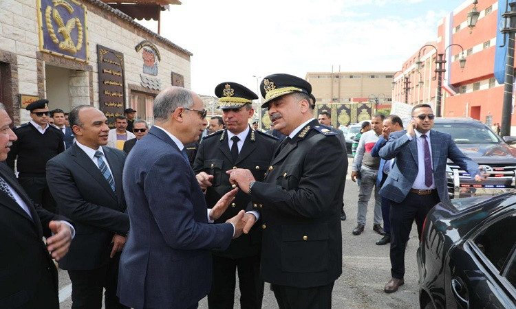 محافظ المنيا يهنئ رجال الشرطة المصرية فى عيدهم الـ 73