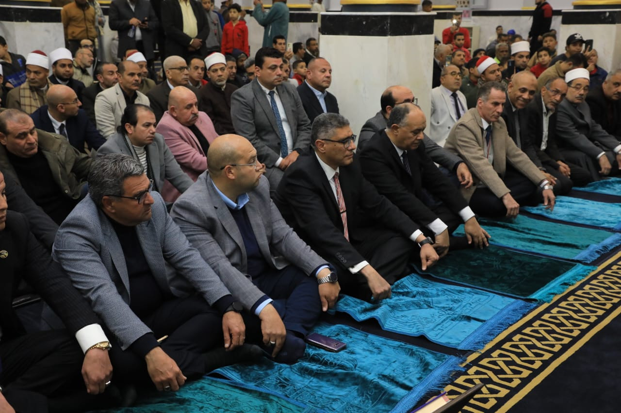 محافظ الجيزة يفتتح مسجد ابو بكر الصديق بحدائق اكتوبر