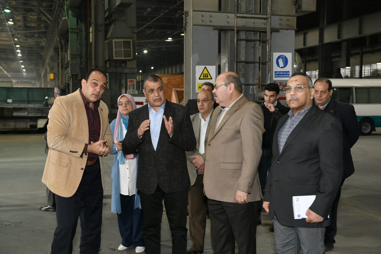 وزير الانتاج الحربي