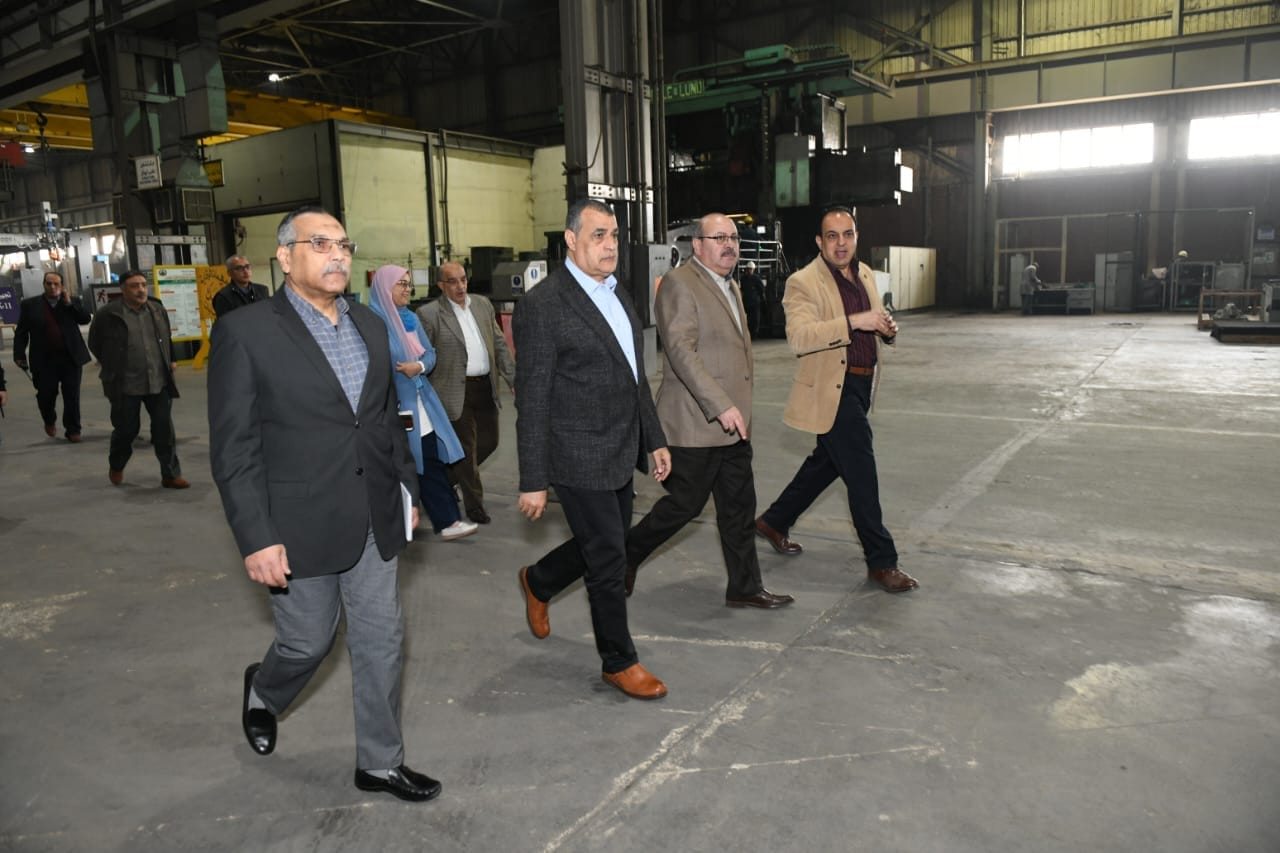 وزير الانتاج الحربي