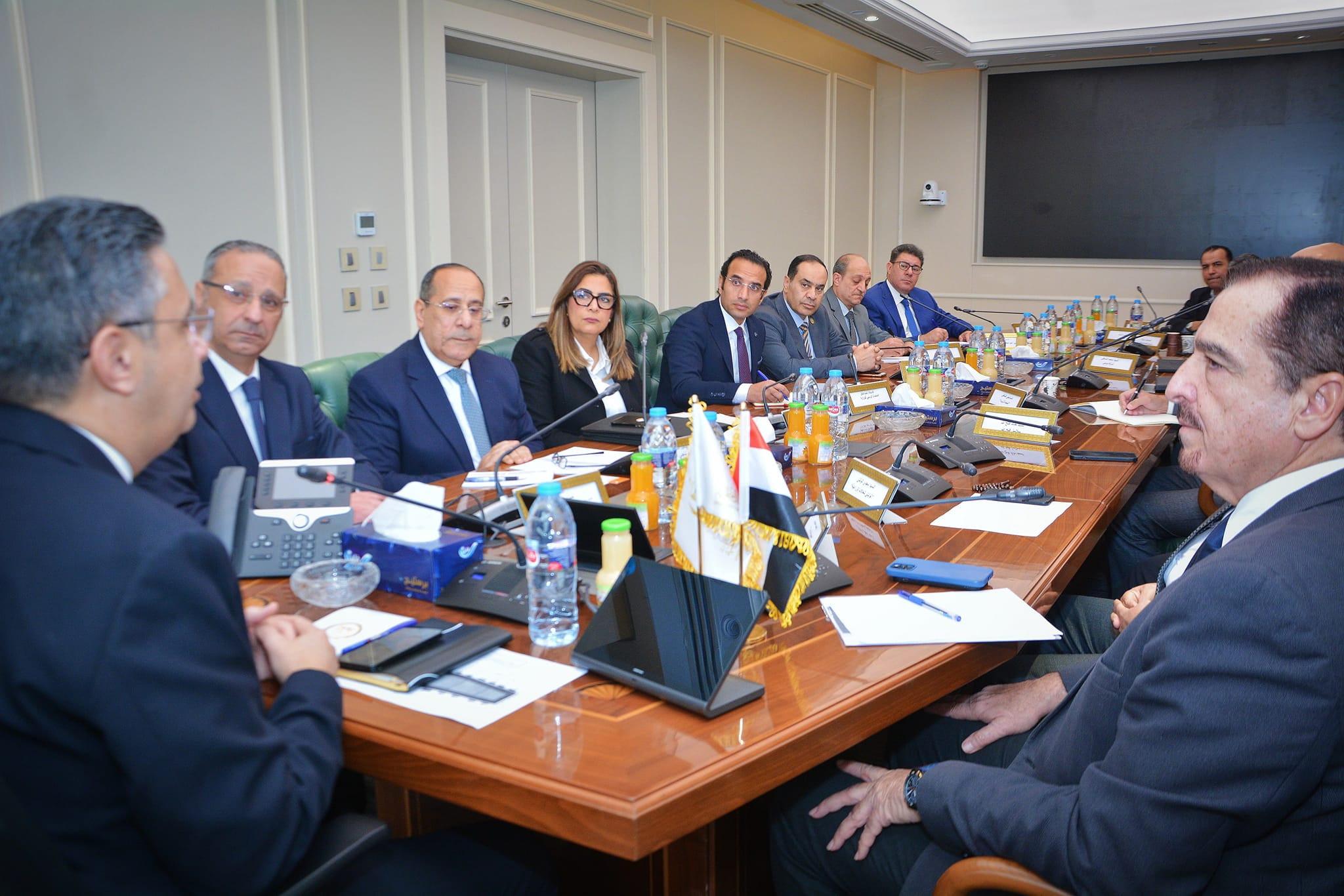 وزير التموين