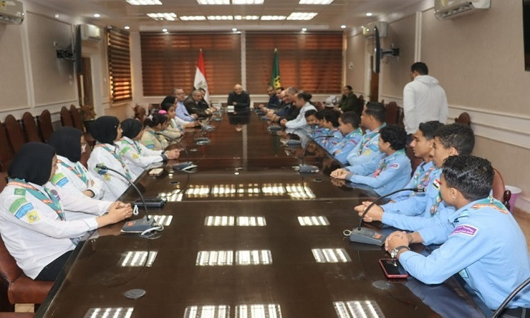 محافظ القليوبية يكرم طلائع مركز شباب منطي