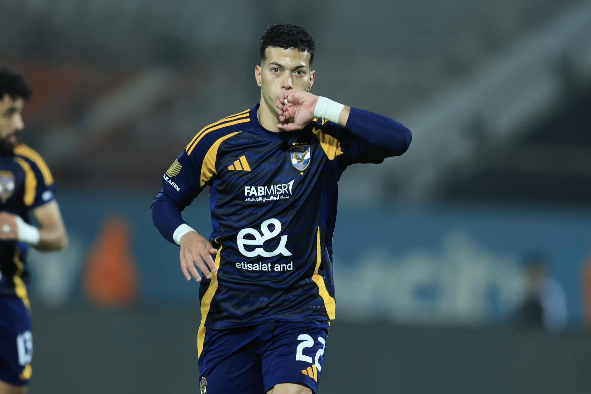الاهلي ودمودرن
