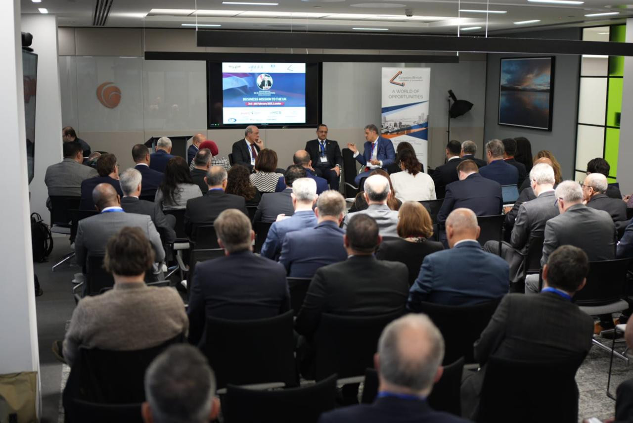 وزير الطيران