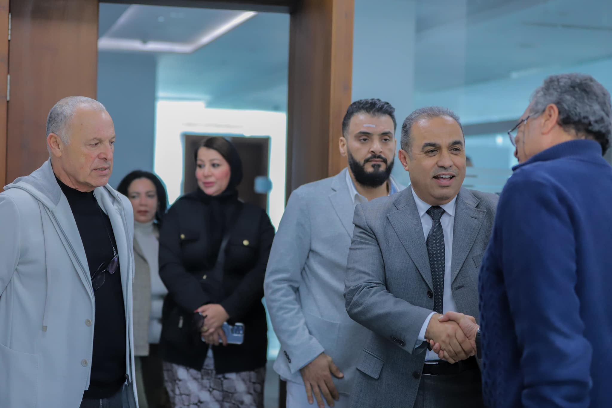 ابو ريدة ورئيس اتحاد الكرة الليبي