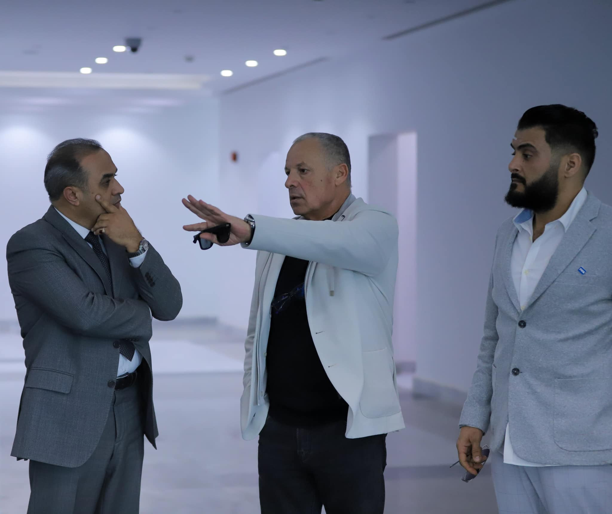 ابو ريدة ورئيس اتحاد الكرة الليبي