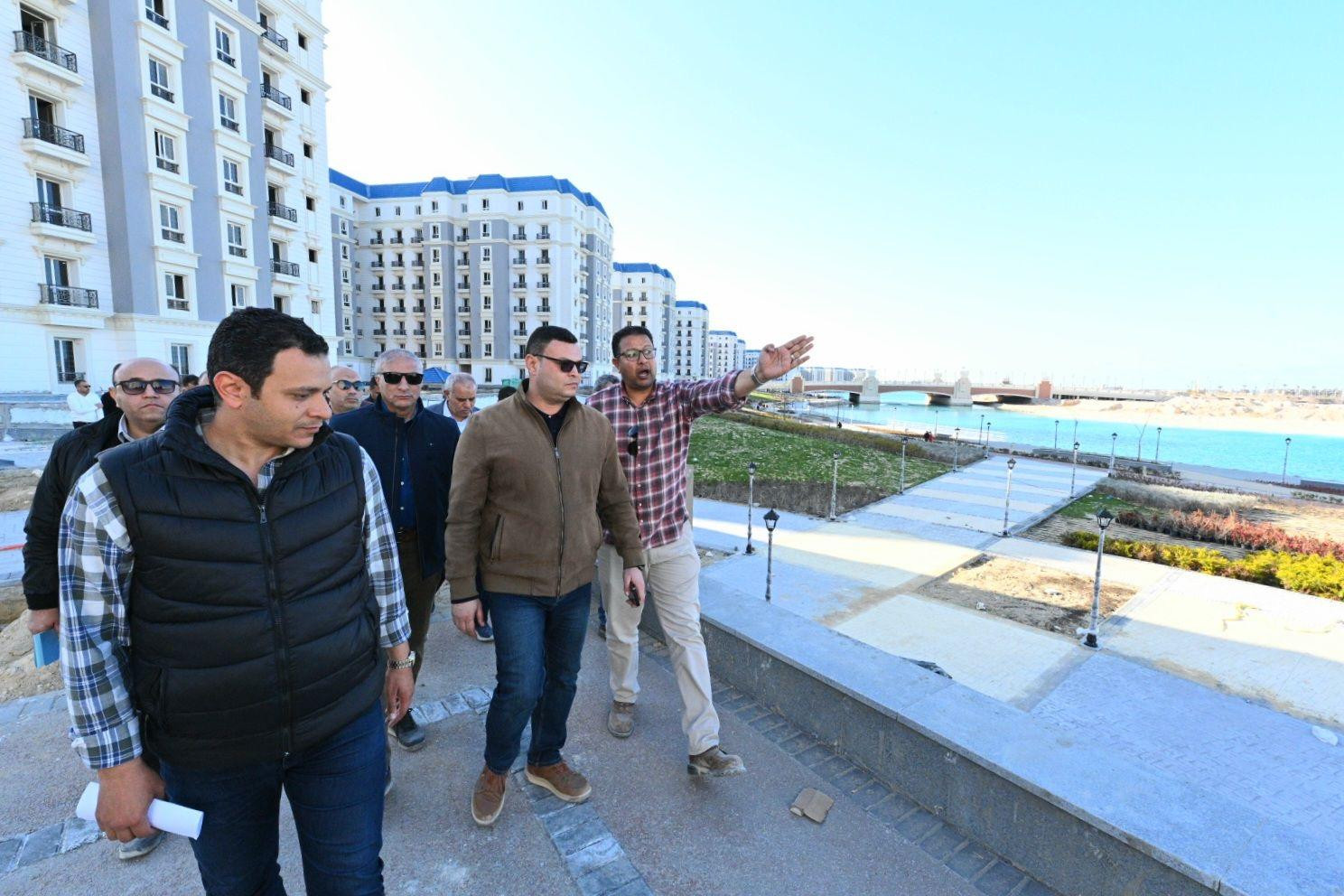 وزير الإسكان