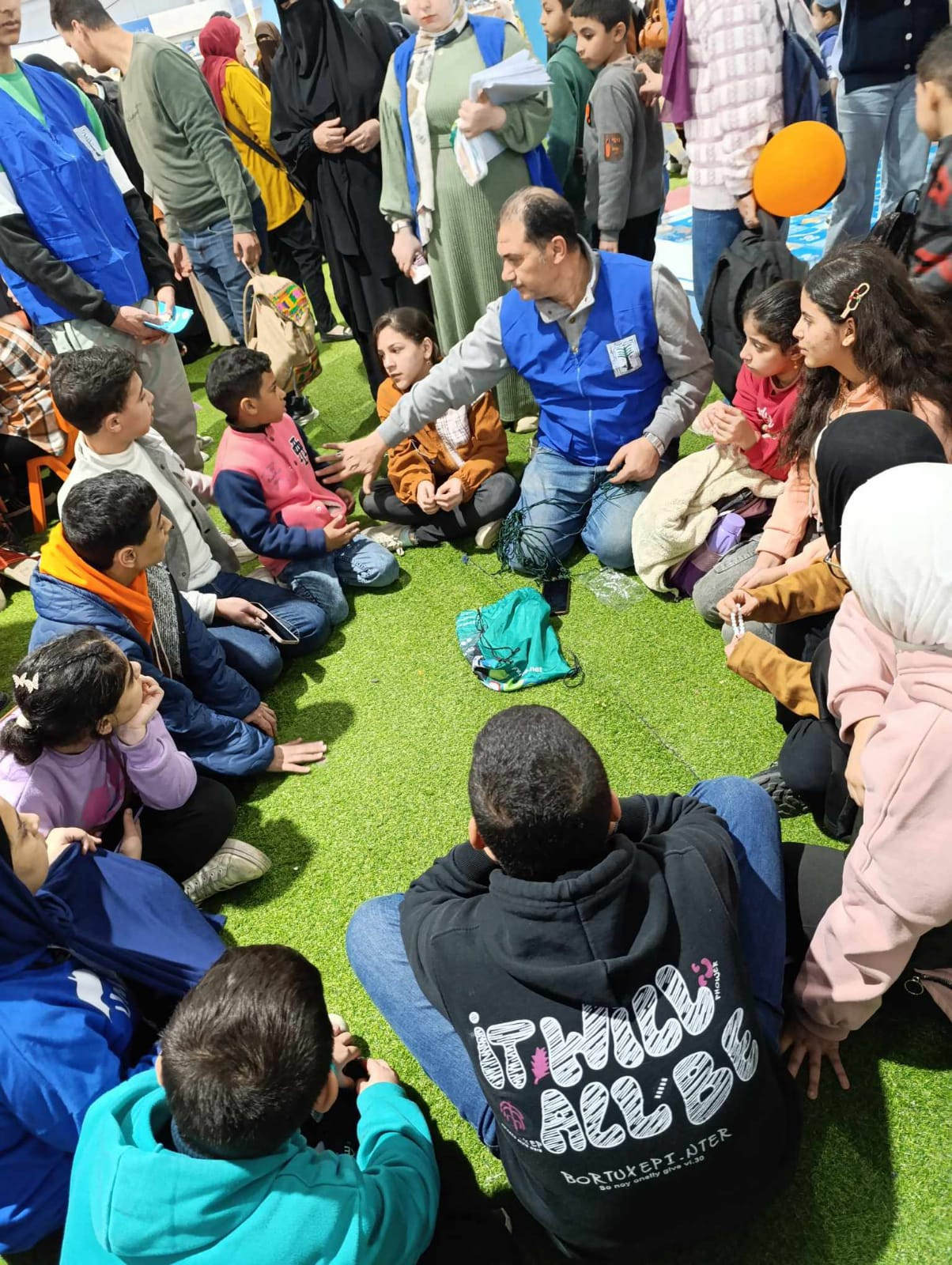 65 من أطفال غزة في زيارة لمعرض الكتاب