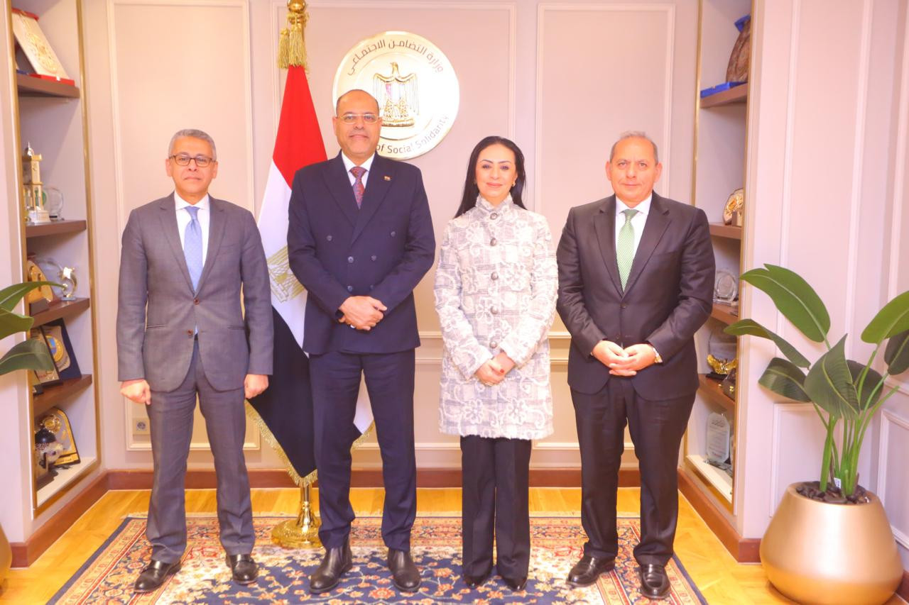 التضامن والعمل