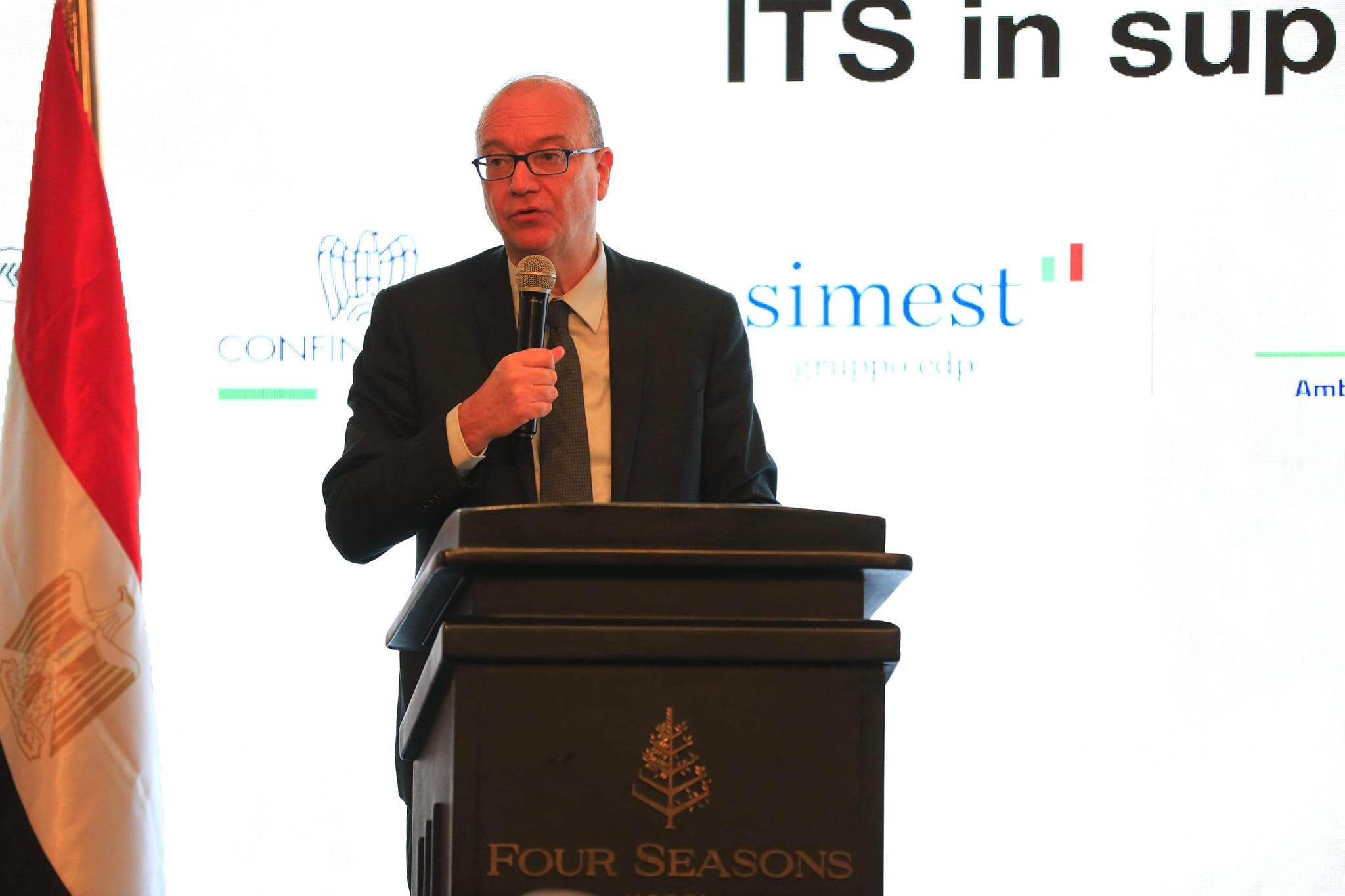 وزير التعليم وايطاليا