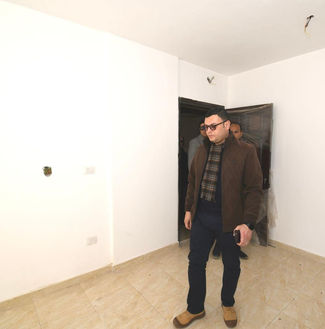 وزير الإسكان