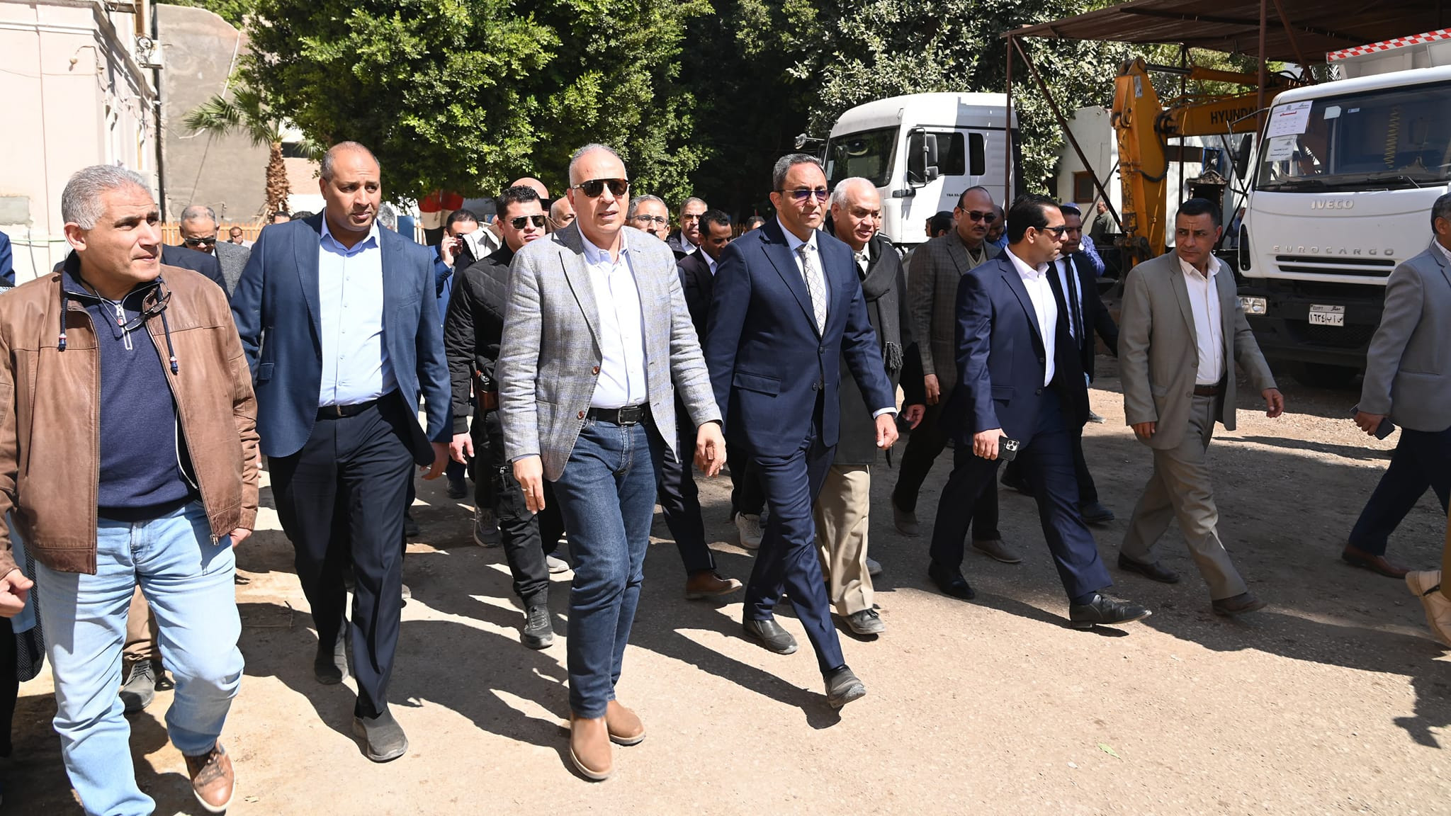 وزير الري ومحافظ قنا
