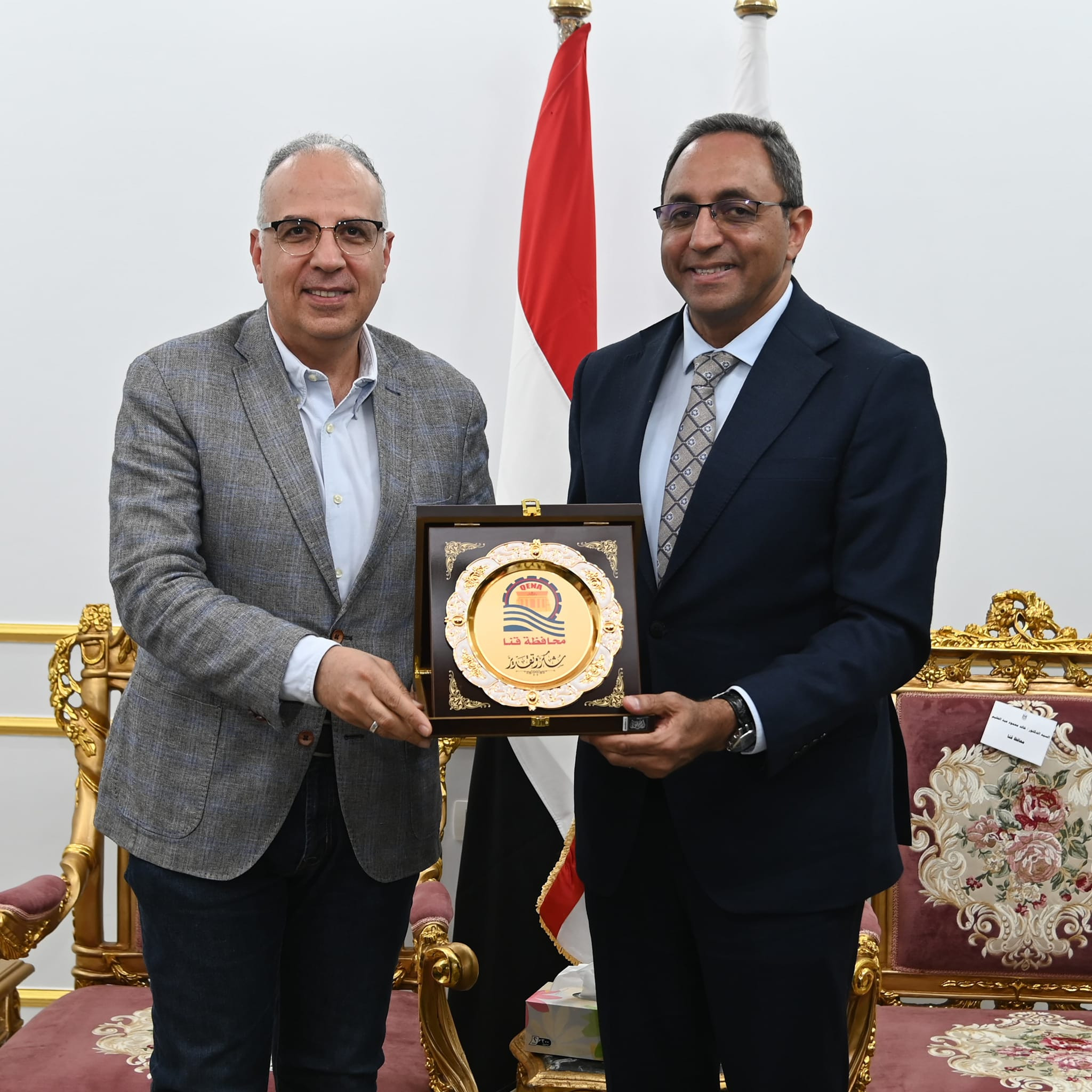 وزير الري ومحافظ قنا