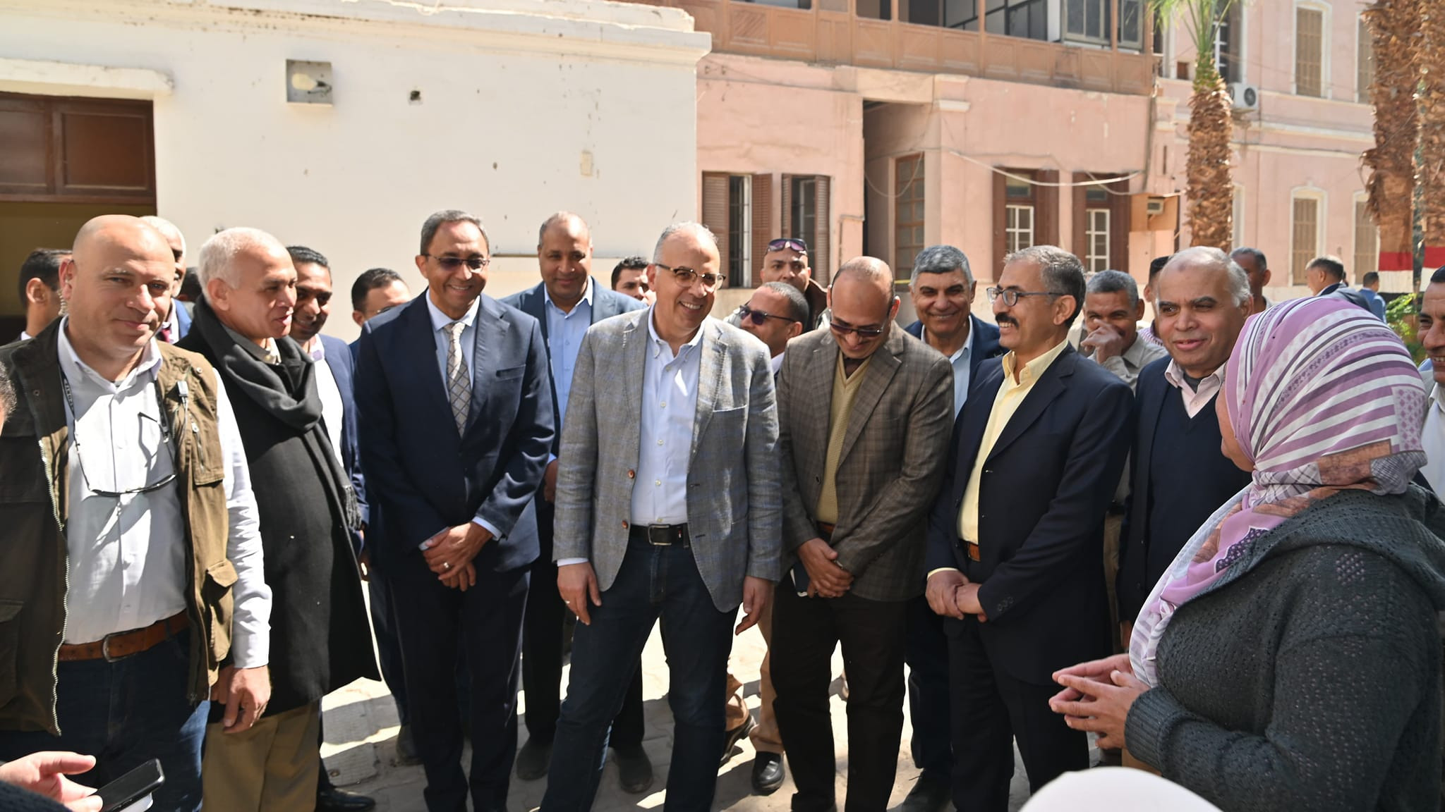 وزير الري ومحافظ قنا