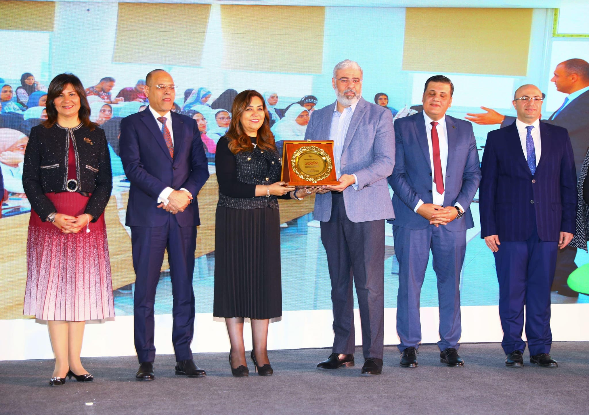 وزيرة التنمية المحلية