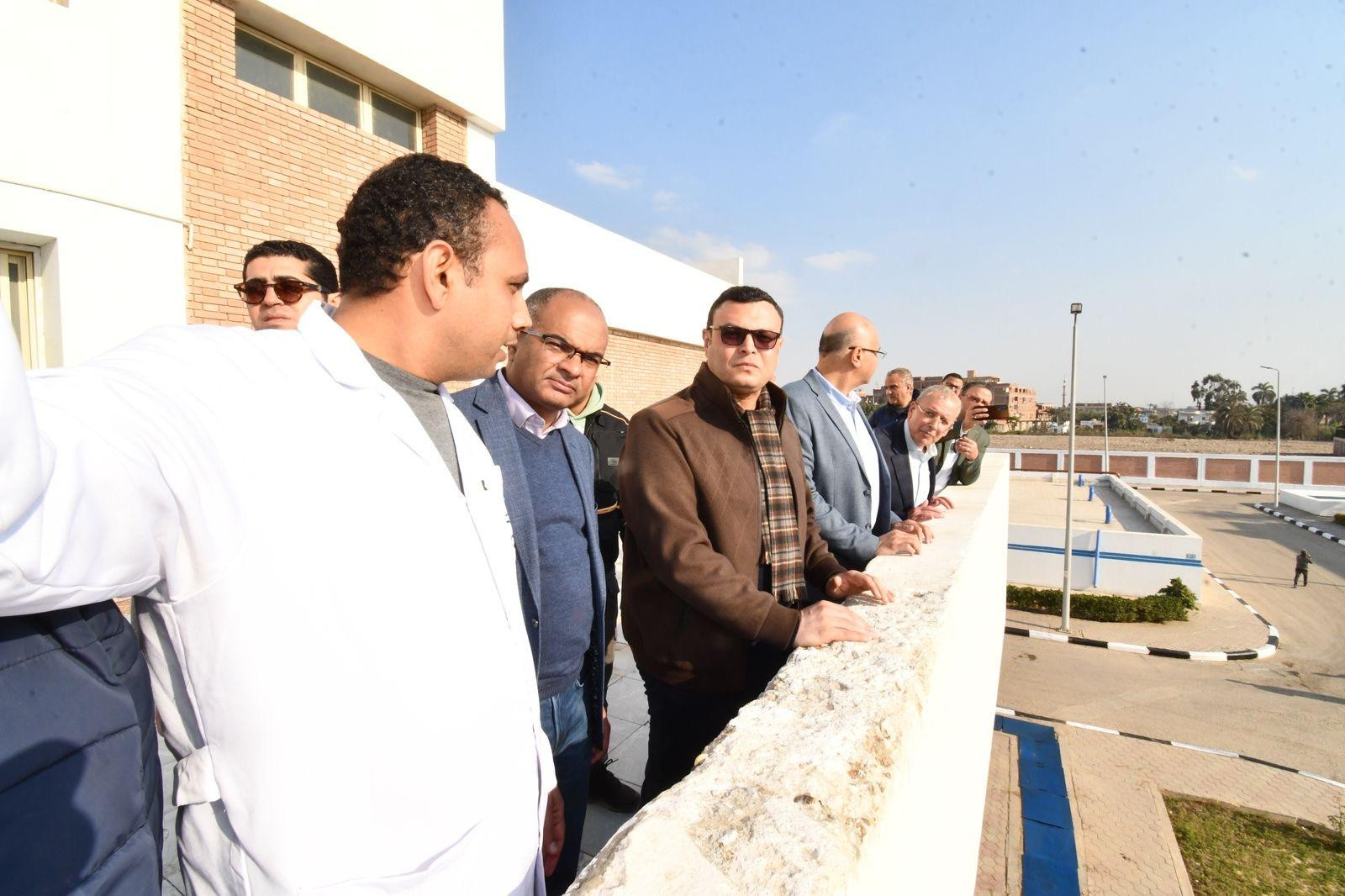 وزير الإسكان ومحافظ القليوبية